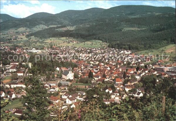 Zell Harmersbach Gesamtansicht Schwarzwald