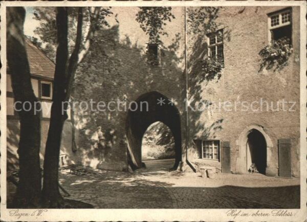 Siegen Westfalen Hof im oberen Schloss Torbogen Kupferti