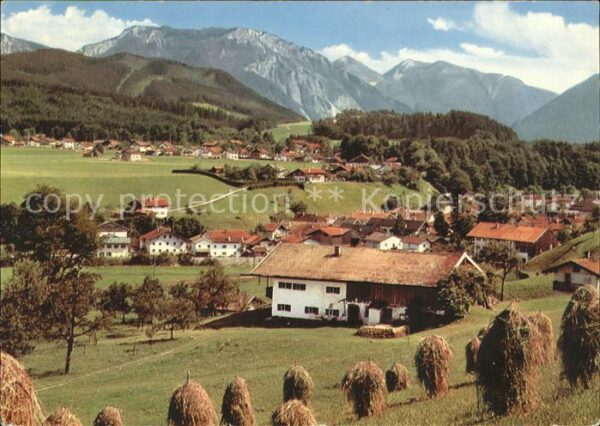 Eisenaerzt Gesamtansicht mit Rauschberg und Sonnta