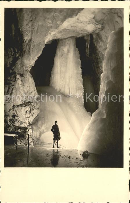 Hoehlen Caves Grottes Eisriesenwelt