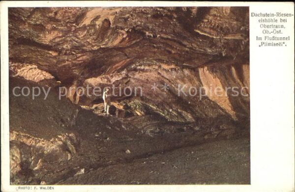 Hoehlen Caves Grottes Dachstein Rieseneishöhle