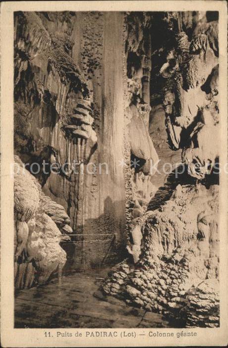 Hoehlen Caves Grottes Puits de Padirac Colonne geante