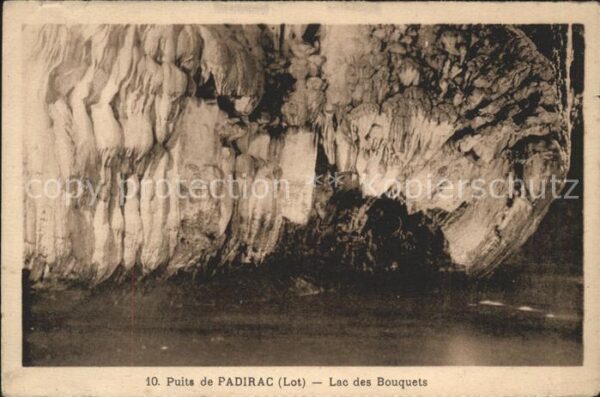 Hoehlen Caves Grottes Puits de Padirac Lac des Bouquets