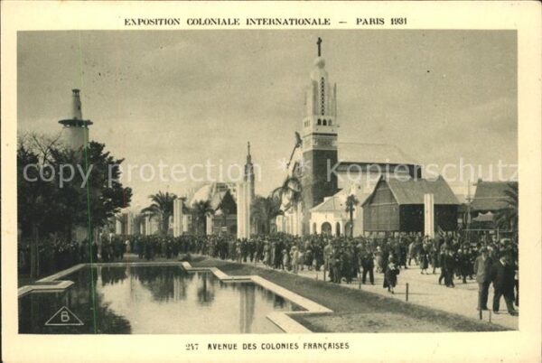 Exposition Coloniale Internationale Pari Avenue des colonies francaises