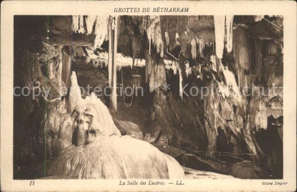 Hoehlen Caves Grottes Betharram Salle des Lustres