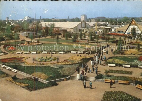 Bundesgartenschau Dortmund Blumengarten Brunnenhof Indust