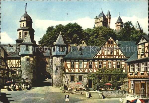 Braunfels Marktplatz Schlosseingang