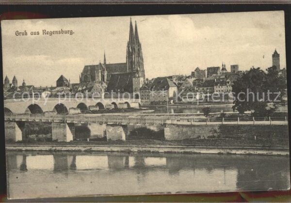 Regensburg Stadtblick mit Brücke und Dom