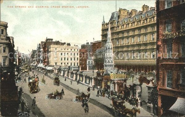 London Strand and Charing Cross Station Pferde