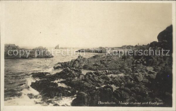 Bornholm Maagestolene ved Gudhjem Küste