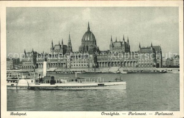 Budapest Parlament Dampfer
