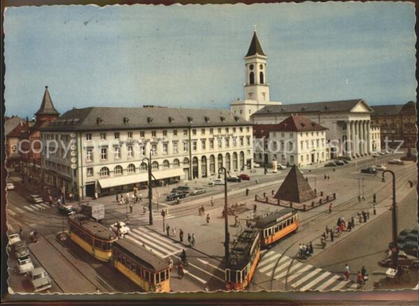 Karlsruhe Marktplatz Strassenbahn Denkmal