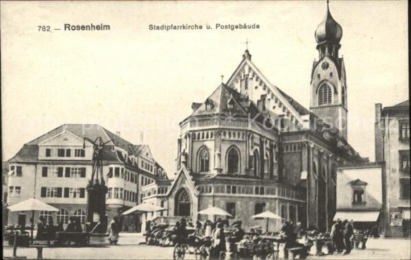 Rosenheim Bayern Stadtpfarrkirche Postgebäude