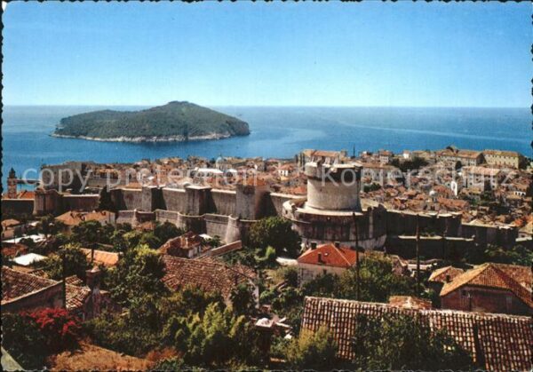 Dubrovnik Ragusa Teilansicht Festungsmauern Insel