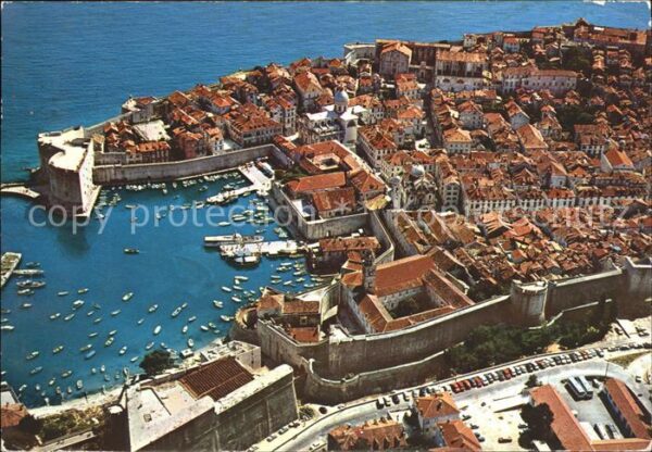 Dubrovnik Ragusa Hafen Festung Stadtmauer Fliegeraufnahm