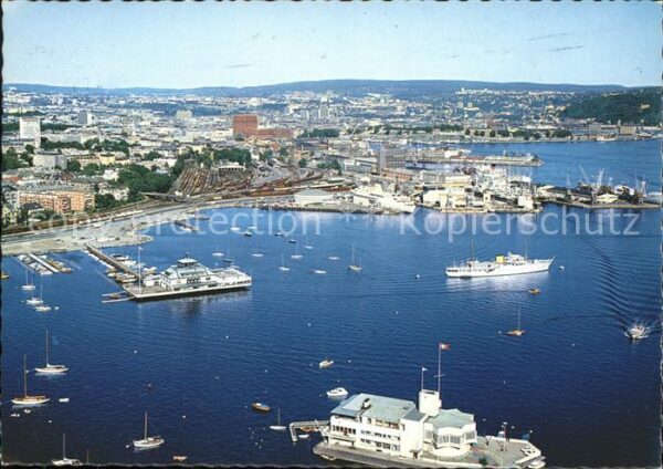Oslo Norwegen Panorama Hafen Schiffe Restaurants Flie