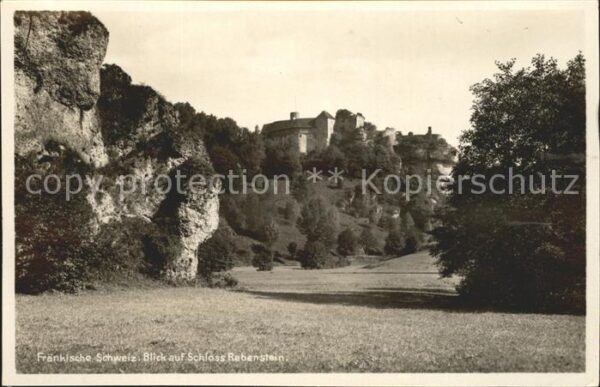 Fraenkische Schweiz Blick Schloss Rabenstein