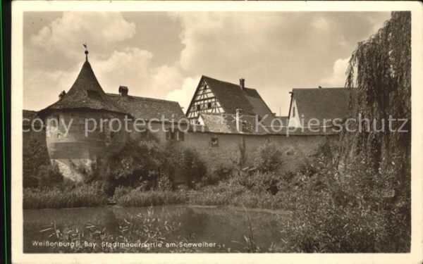 Weissenburg Bayern Stadtmauerpartie am Seeweiher