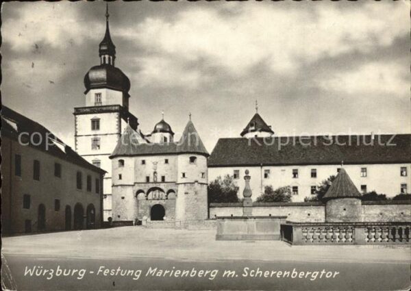 Wuerzburg Festung Marienberg Scherenbergtor