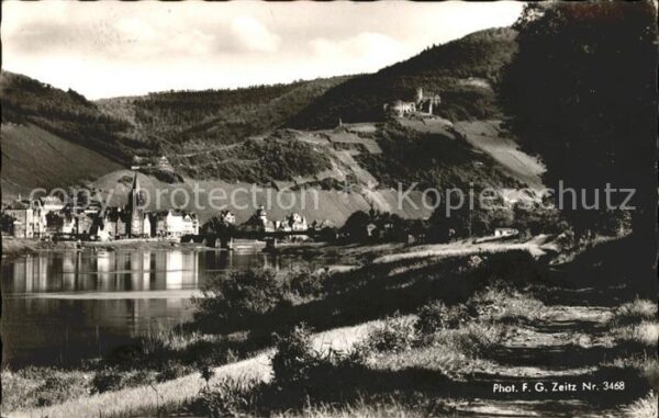 Foto Zeitz F.G. Nr. 3468 Bernkastel an der Mosel Ruine Land