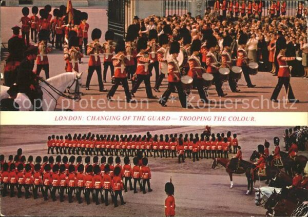 Leibgarde Wache London Changing Guard Troopinf the Colo