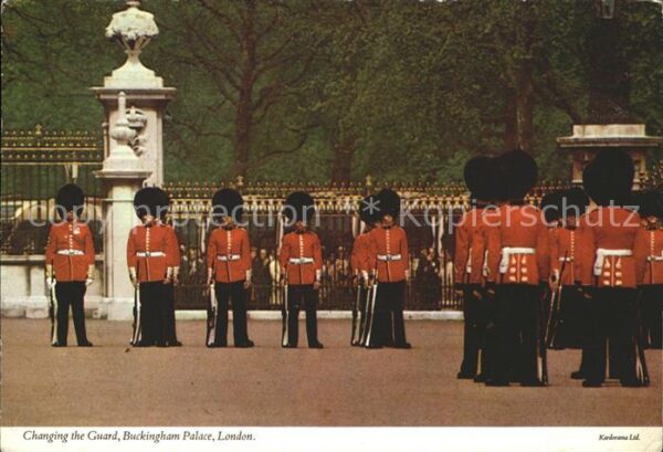 Leibgarde Wache Changing Guard Buckingham Palace London