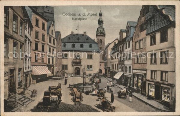 Cochem Mosel Marktplatz Brunnen Pferdefuhrwerk