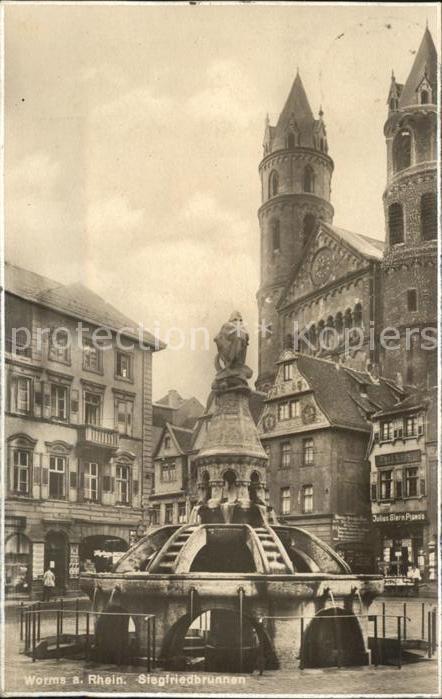 Worms Rhein Siegfriedbrunnen Kirche