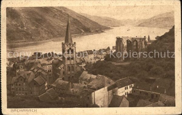 Bacharach Rhein Ortsblick