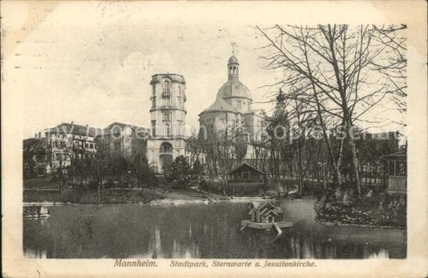Mannheim Stadtpark Sternwarte und Jesuitenkirche