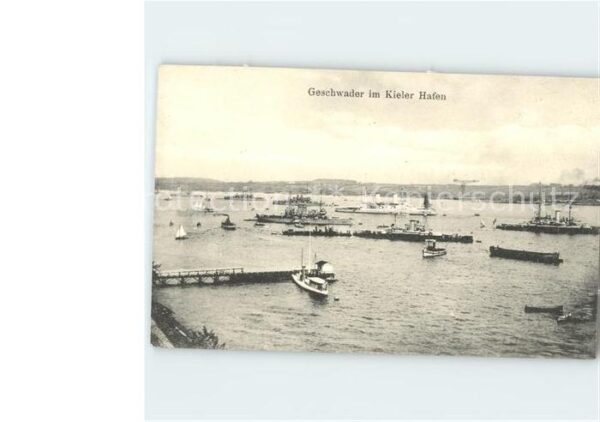 Kiel Geschwader im Hafen Kriegsschiffe