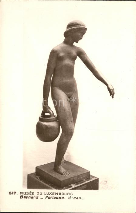 Skulpturen Porteuse d_eau Bernard