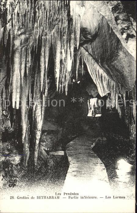 Hoehlen Caves Grottes Pyrenees Grottes de Betharram Les Larme