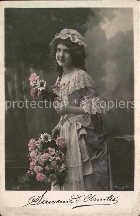Foto AIDA Nr. 4128 Kind Mädchen Rosen Margeriten