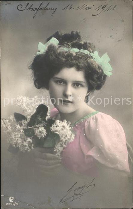 Kinder Child Enfants Mädchen Blumen Foto-GLC-Nr. 2296/4