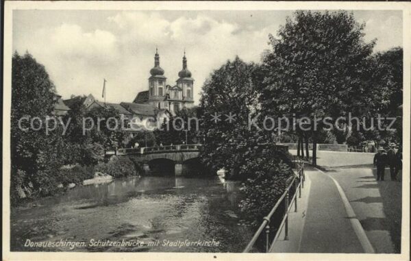 Donaueschingen Schützenbrücke mit Stadtpfarrkirche