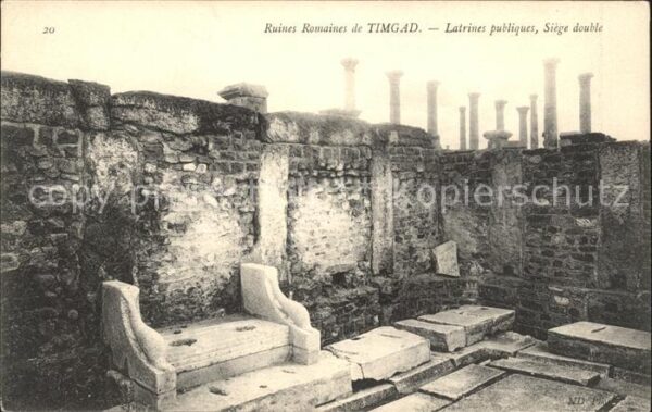 Timgad Ruines Romaines Latrines publiques Sieg