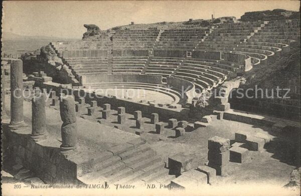 Timgad Ruines romaines Theatre Ruinen Amphithe
