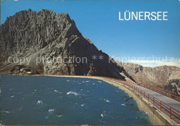 Luenersee Vorarlberg mit Douglasshütte