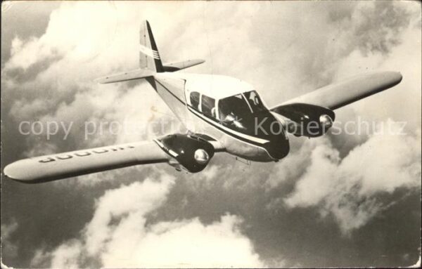 Flugzeuge Zivil Piper P A-23 Apache