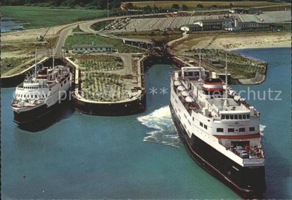Faehre Ferry Bac Traghetto-- Fährüberfahrt Halsskov-Knudshoved