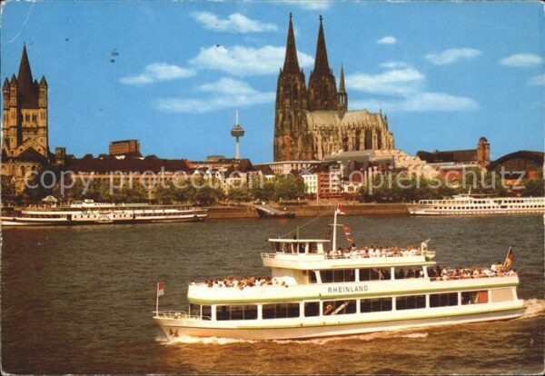 Motorschiffe Rheinland Köln am Rhein Dom
