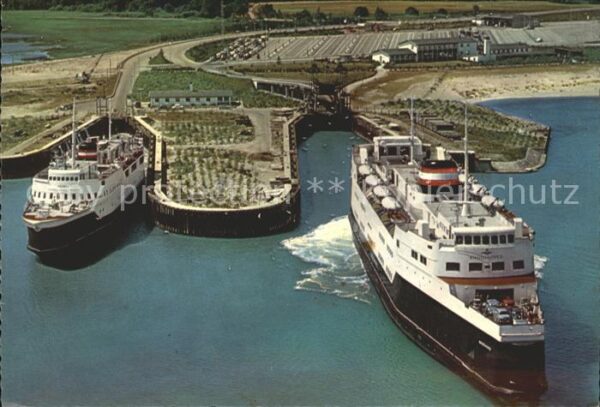Faehre Ferry Bac Traghetto-- Halsskov-Knudshoved