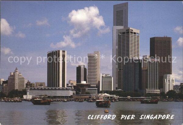 Singapore Clifford Pier and Banking Area Skyscrap