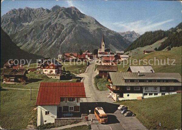 Mittelberg Vorarlberg Ortsansicht mit Kirche Widderstein Klei