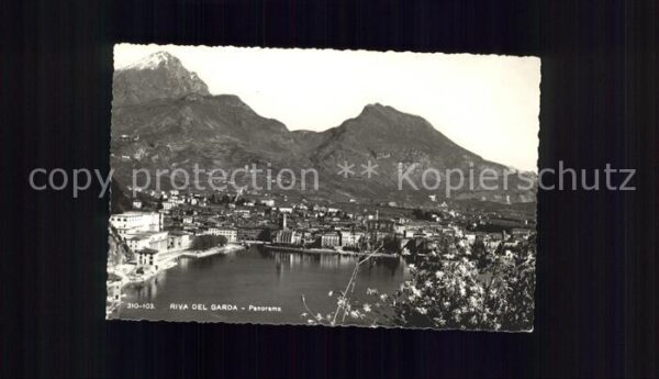 Garda Lago di Garda Panorama riva del Garda