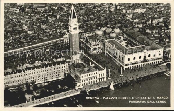Venezia Venedig Palazzo ducale e chiesa di S. Marco pan