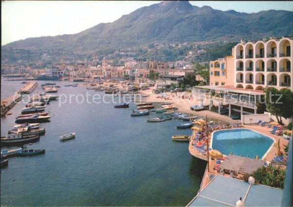 Lacco Ameno Strand spiaggia Boote