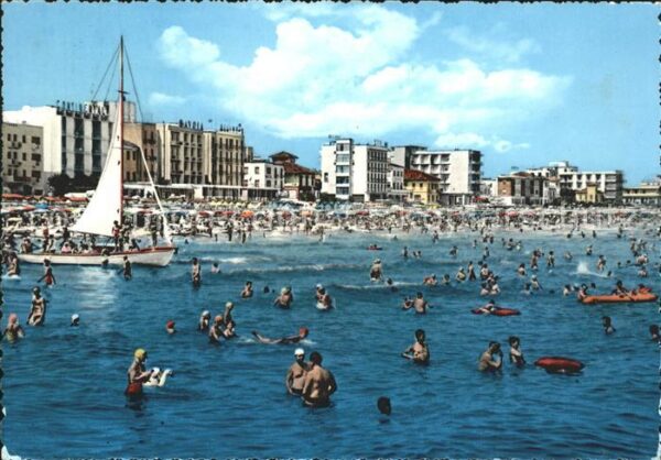 Cattolica Rimini Badenzeit Strand Meer Segelboot