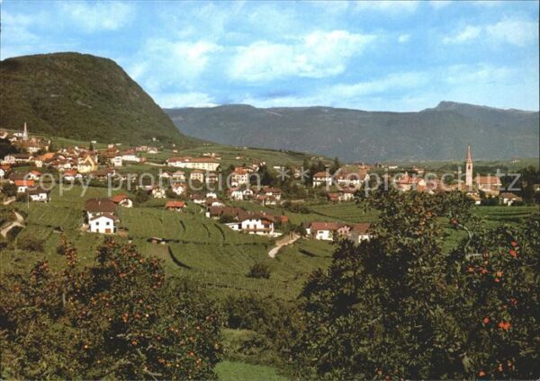 Kaltern Weinstrasse Tirol Landschaft Bäume